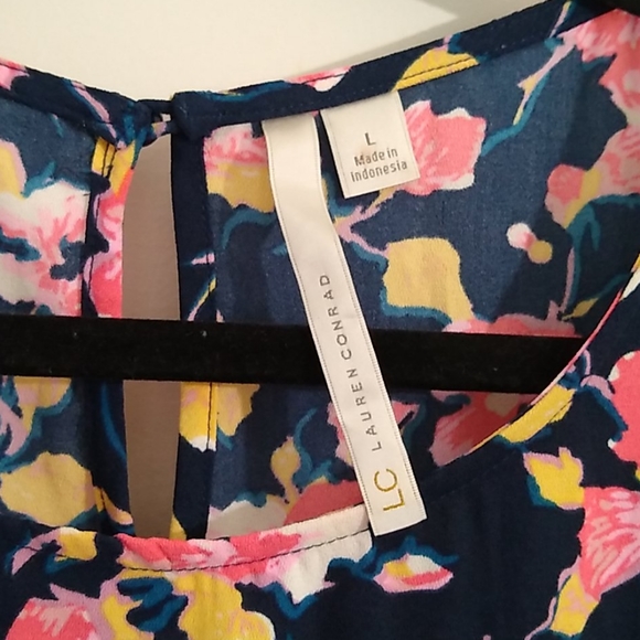 Lauren Conrad Blouse - Lg. - Picture 2 of 6
